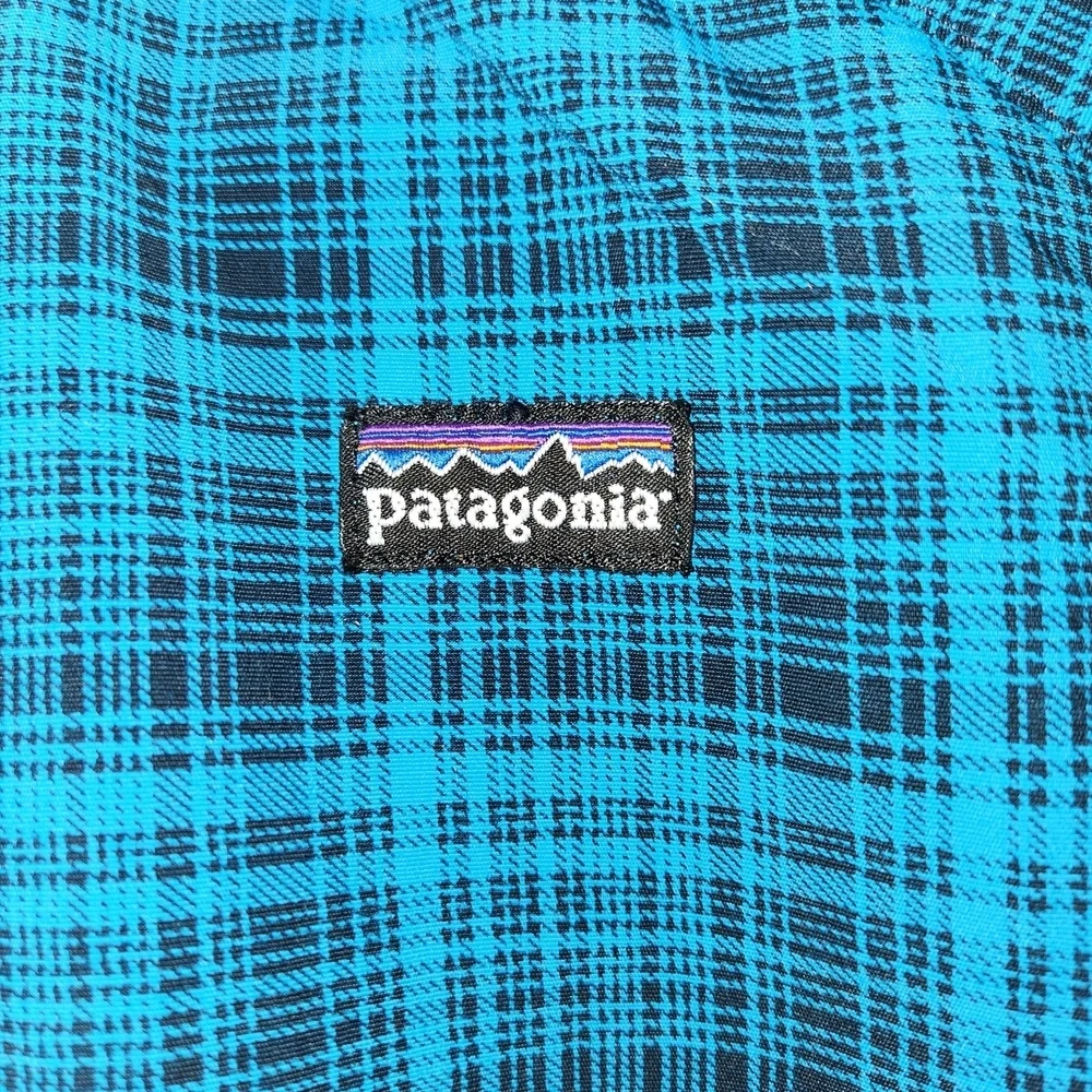Patagonia Kids Turquoise & Black Plaid Full Zip Hooded Jacked Size XL/14 Pockets